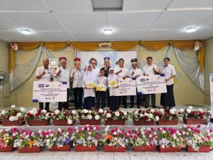 Read more about the article Majlis Sumbangan Peranti, Papan Pintar dan Starlink di Beberapa Sekolah Orang Asli di Negeri Pahang