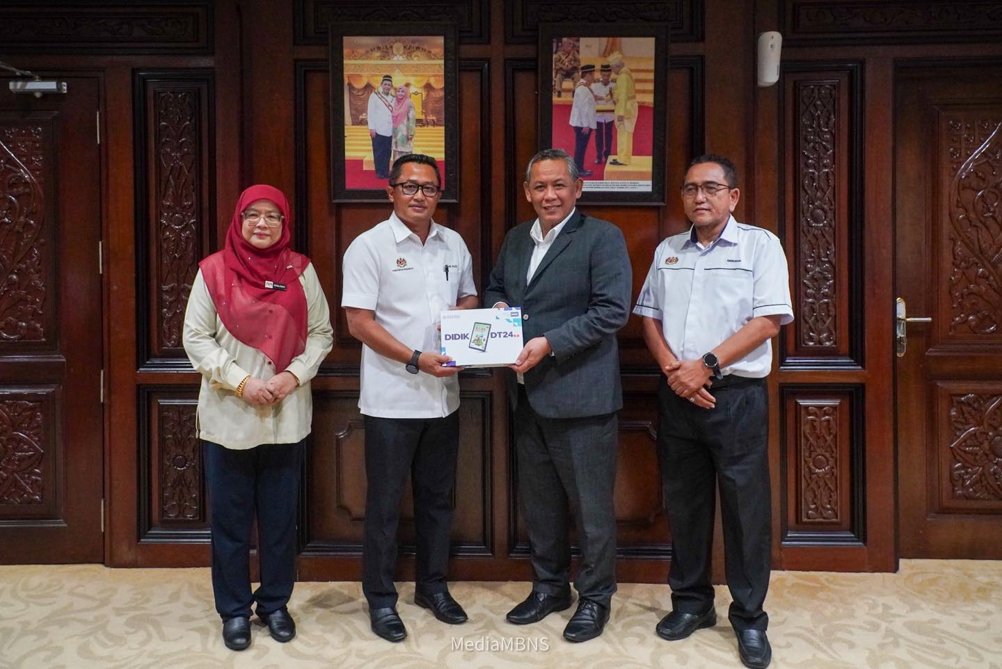 You are currently viewing Kunjungan Hormat Delegasi Yayasan Didik Negara (YDN) ke Pejabat Menteri Besar Negeri Sembilan
