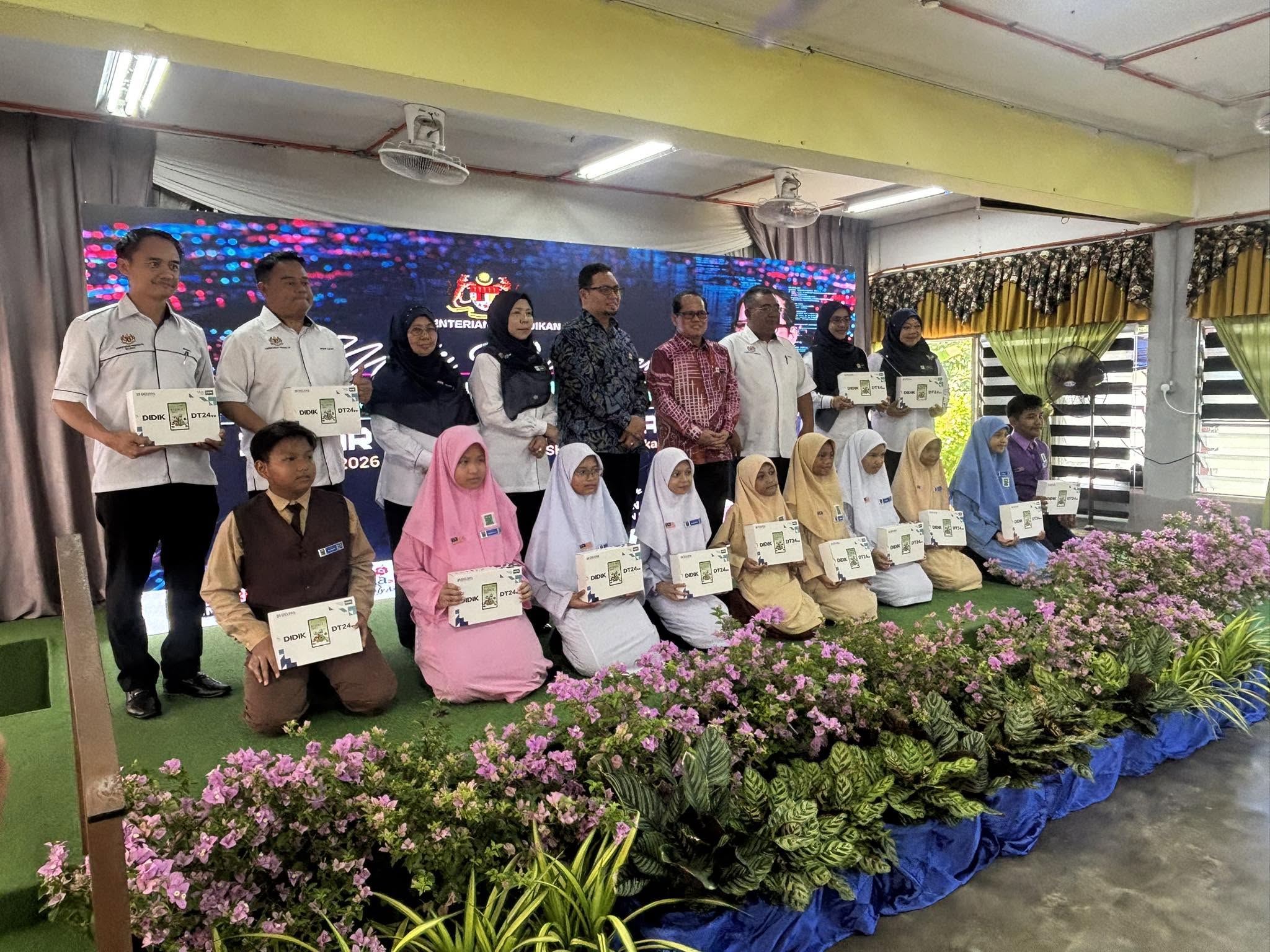 You are currently viewing Majlis Peluncuran Program Sokongan Profesional Dasar Pendidikan Digital Negeri Melaka