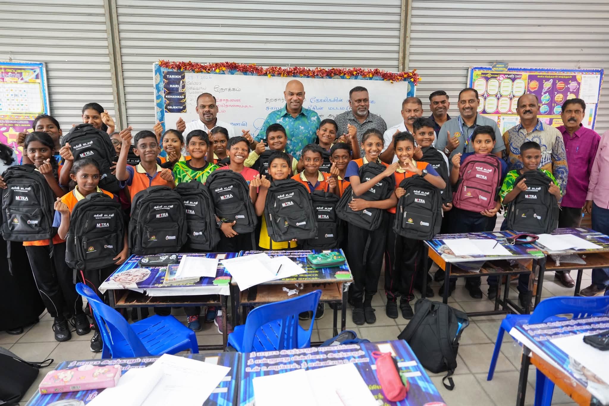 You are currently viewing MITRA dan KPM Perkukuh Inisiatif Pendidikan di SJK Tamil Melalui Program Pembangunan Sosioekonomi Masyarakat India