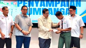 Read more about the article YDN Perkukuh Sokongan Kebajikan Murid Menerusi Inisiatif Sekolah Angkat MADANI KPM